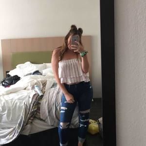 Meet your Posher, Ali